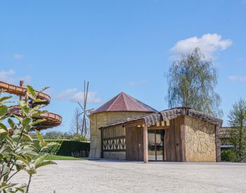 Le Moulin de Norouêt, une boutique au cœur de notre place Médiévale.